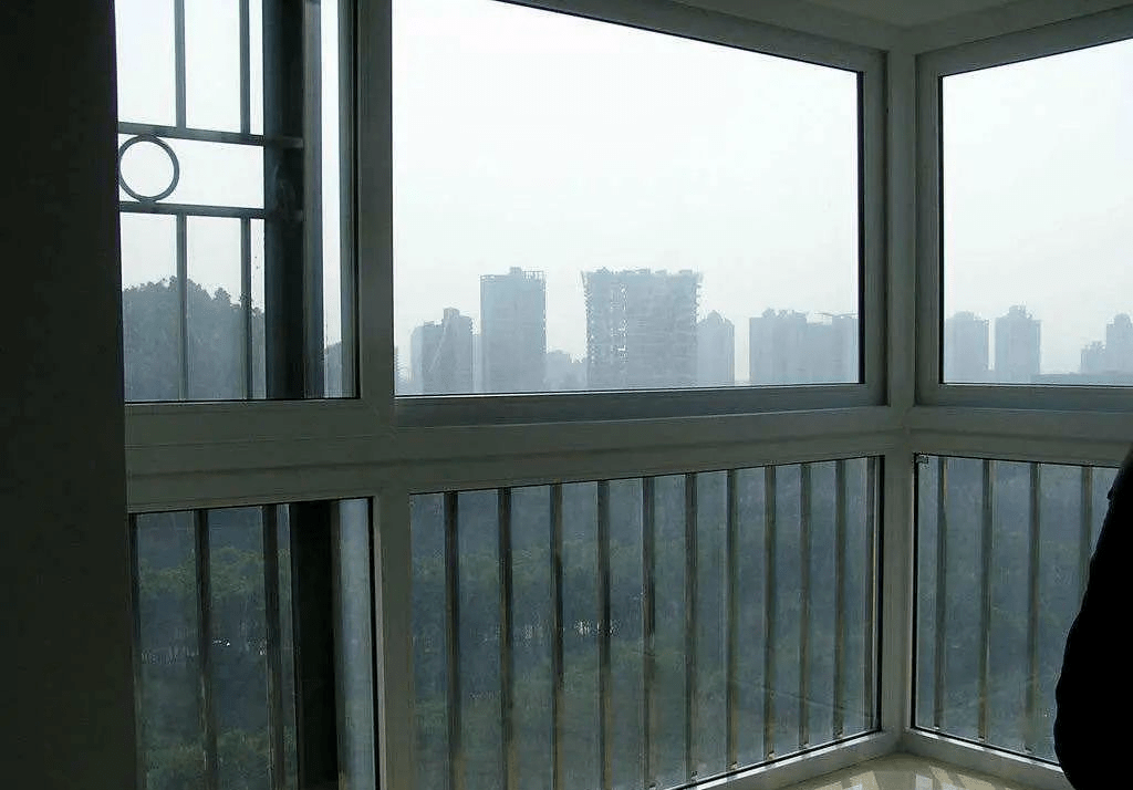 一招解決陽臺雨水管漏水，省時省力又省心！